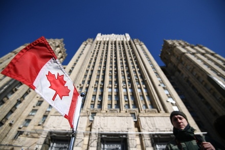 Канада ввела санкции против 33 предприятий оборонного сектора России