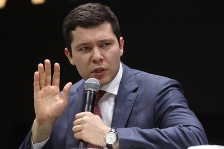 Калининградский губернатор извинился перед журналистом за фразу «по кочану»