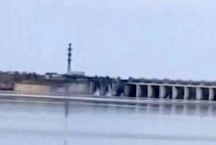 В Херсонской области разрушены два пролёта Антоновского моста
