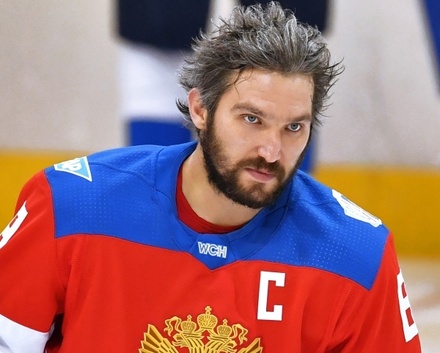 Александр Овечкин набрал 1000 очков в регулярных чемпионах НХЛ