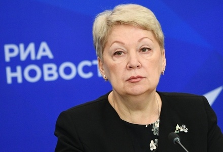 Васильева призвала разработать порядок доступа россиян к спортобъектам в школах
