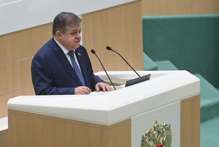 Сенатор Джабаров счёл «ошибочной» нынешнюю стратегию Украины