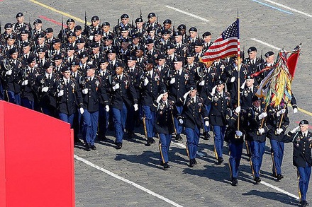 Дональд Трамп намерен провести военный парад в Вашингтоне