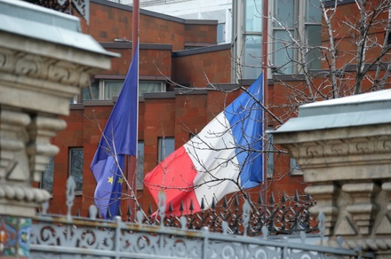 Во Франции объявили трёхдневный траур после теракта в Ницце