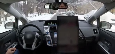 В Госдуме не верят в скорое появление беспилотных такси на улицах Москвы