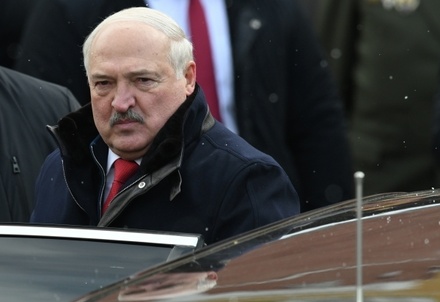 Лукашенко пообещал рассмотреть заявление уехавшего из Польши судьи