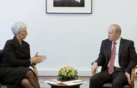 Владимир Путин и Кристин Лагард обсудили итоги референдума в Греции