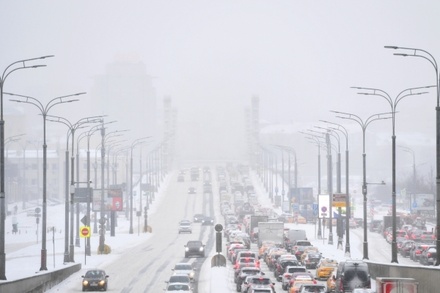 Пробки в Москве достигли 10 баллов из-за снегопада