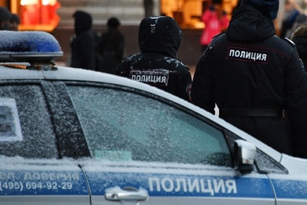 Скрывшихся участников драки в центре Москвы ищет полиция 