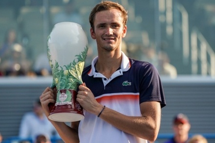 Российский теннисист впервые за девять лет попал в топ-5 рейтинга ATP