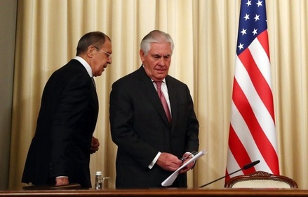 Лавров указал Тиллерсону на подозрения о нарушении США договора о ракетах