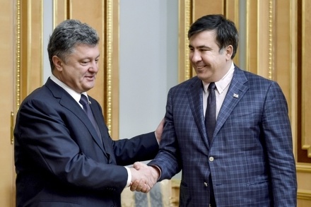 Пётр Порошенко заступился за Михаила Саакашвили после его ссоры с главой МВД