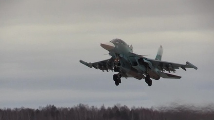 Российская авиация минувшей ночью уничтожила 69 военных объектов Украины