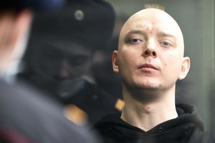 Обвинение попросило 24 года колонии строгого режима для Ивана Сафронова