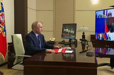 Владимир Путин провёл совещание с постоянными членами Совбеза