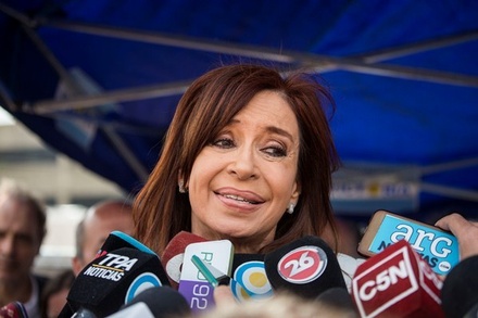 В домах экс-главы Аргентины Кристины Фернандес де Киршнер хотят провести обыски