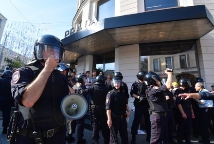 СМИ сообщают о новом обыске по делу о массовых беспорядках в Москве 27 июля