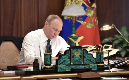 Владимиру Путину могут представить состав нового правительства во вторник