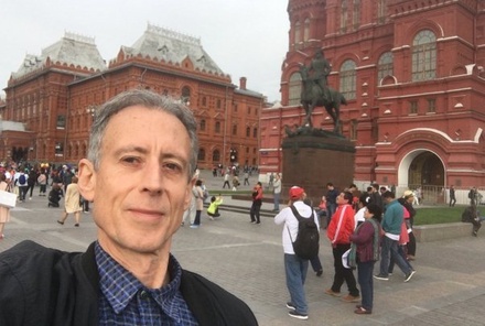 Британского ЛГБТ-активиста отпустили из московской полиции