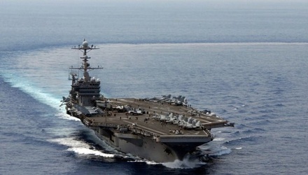 ВМС США направили к Корейскому полуострову авианосец «Рональд Рейган»