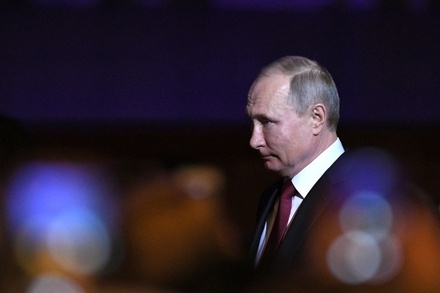 Путин поручил усилить карантинный контроль продукции на границе с Казахстаном