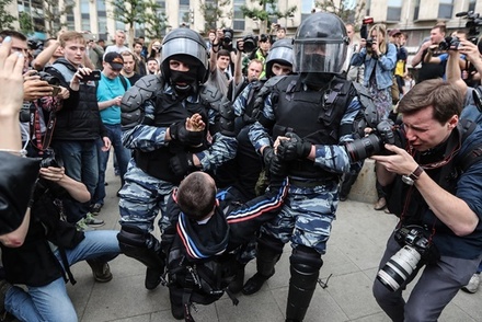 43 процента граждан РФ слышали о протестах 12 июня