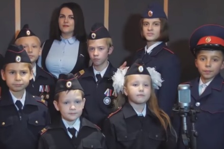 «Готовые умереть за Путина» школьники снялись в клипе с разрешения родителей