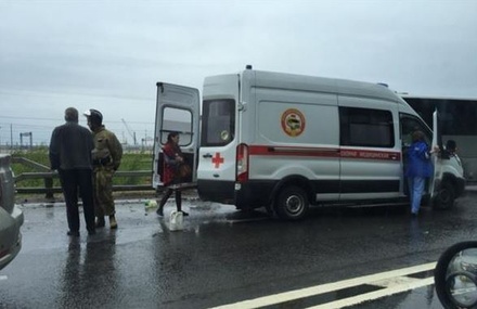 В ДТП с экскурсионным автобусом в Петербурге погибли 3 человека
