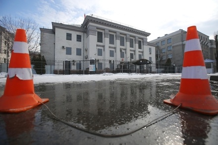 МВД Украины пообещало не пускать граждан России в посольства 18 марта