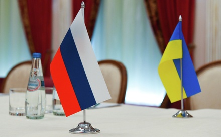 NBC: США и ЕС начали обсуждать с Украиной возможные мирные переговоры с Россией