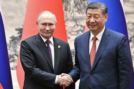 В Пекине завершились неформальные переговоры Владимира Путина и Си Цзиньпина