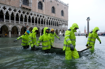 В Центральной Италии началось наводнение
