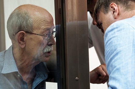Суд оставил обвиняемого в госизмене Виктора Кудрявцева в СИЗО