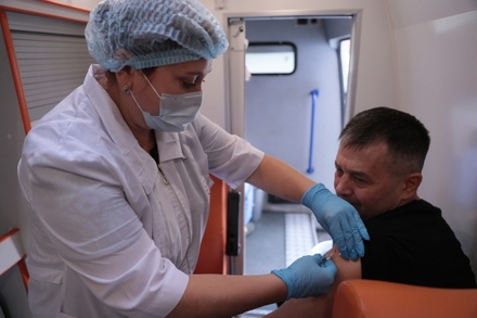 Власти Подмосковья планируют открыть около 80 прививочных пунктов от коронавируса