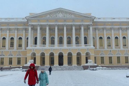 Минкульт проверит условия хранения картин в Русском музее