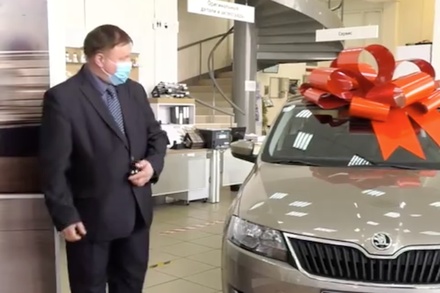 Врач-инфекционист Кировской области получил автомобиль за работу с больными коронавирусом 