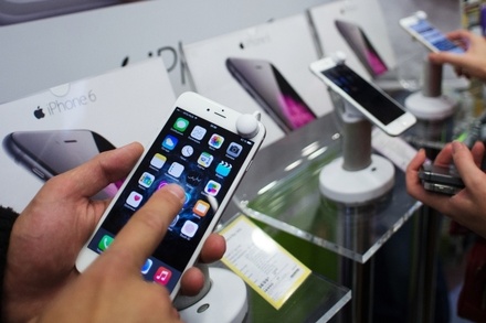 ФАС возбудила дело против Apple за ценовой сговор при продаже iPhone