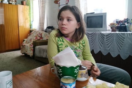 СКР отказался заводить дело о публикации интимных фото 12-летней Таси Перчиковой