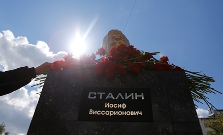 Губернатор Орловской области рассмотрит обращение Проханова о памятнике Сталину