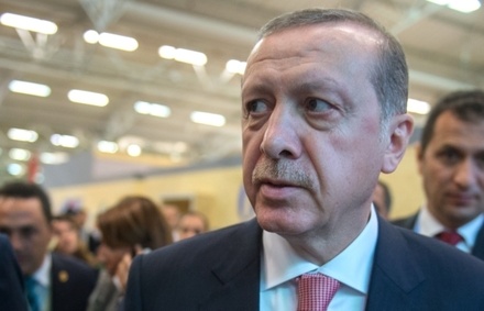 Эрдоган назвал Турцию не достаточно потерявшей совесть, чтобы покупать нефть у ИГ
