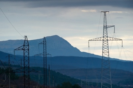 Украина частично возобновила поставки электроэнергии в Крым