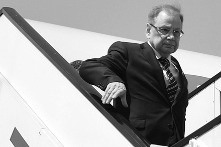 Коллеги умершего посла РФ в Египте назвали его «шикарным руководителем»