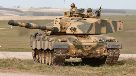 СМИ сообщили о завершении обучения украинских военных на танках Challenger 2