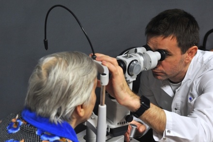 Офтальмолог рассказал о симптомах катаракты