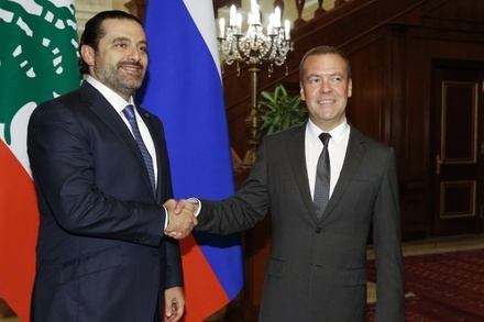 Премьер Ливана предложил Медведеву посетить страну