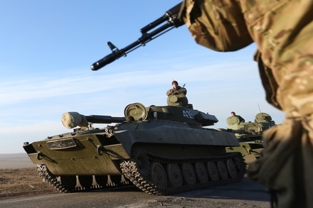 Силовики Украины заявили о начале второго этапа отвода вооружений