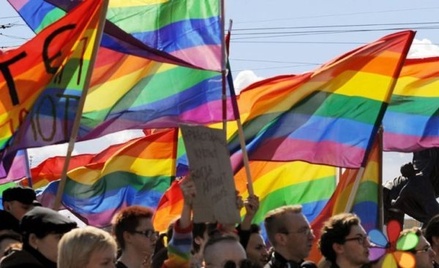 ЛГБТ-активист подаст заявку на проведение гей-парада в день ВДВ в следующем году