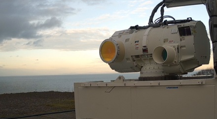Великобритания провела новые испытания лазерного оружия направленной энергии