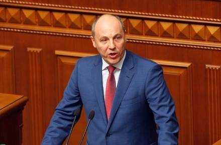 Спикер Рады Украины предложил запретить депутатам выступать на русском языке