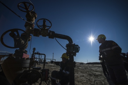 Эксперт ожидает рост экономики РФ после решения ОПЕК об ограничении добычи нефти
